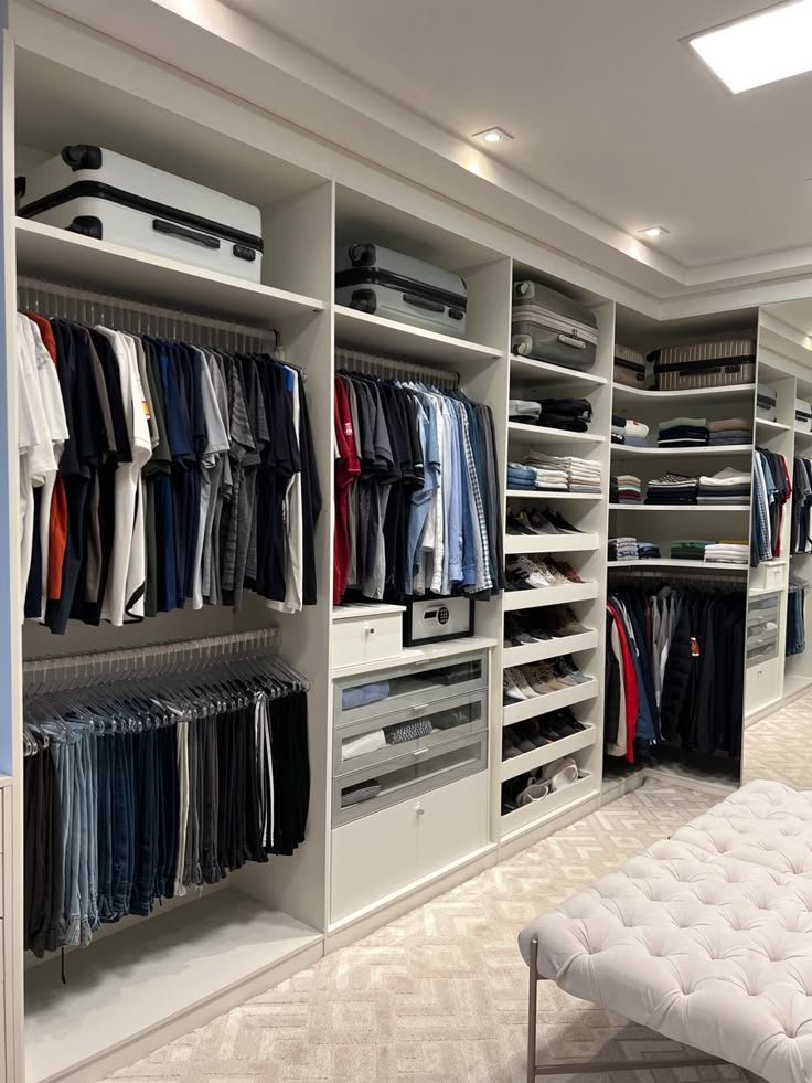 Custom Closets & Organization
