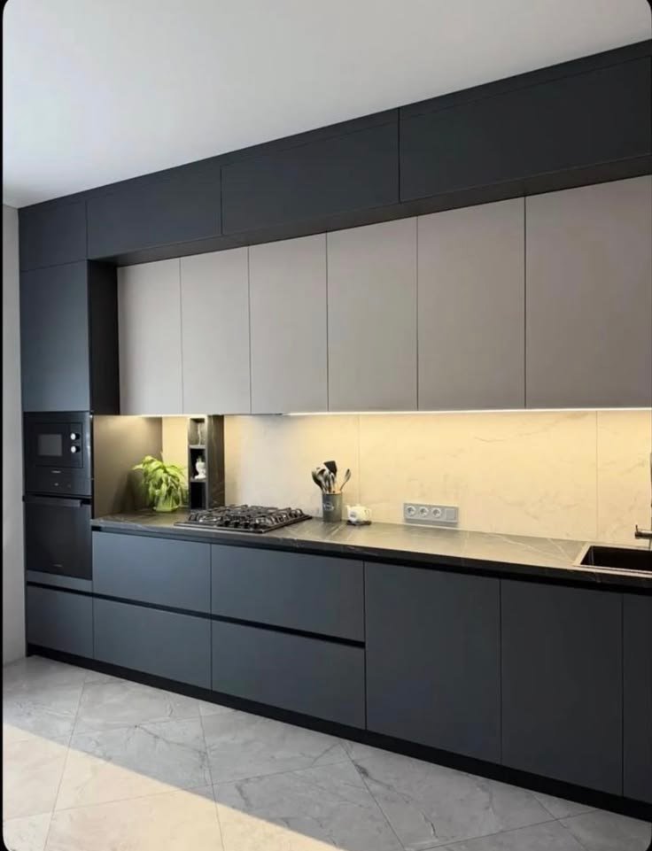 Custom Kitchen Cabinetry